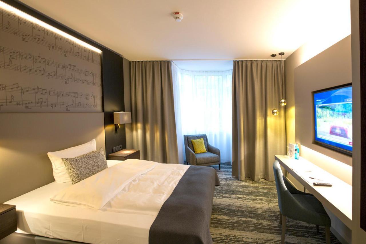 Kranz Parkhotel Siegburg Bagian luar foto