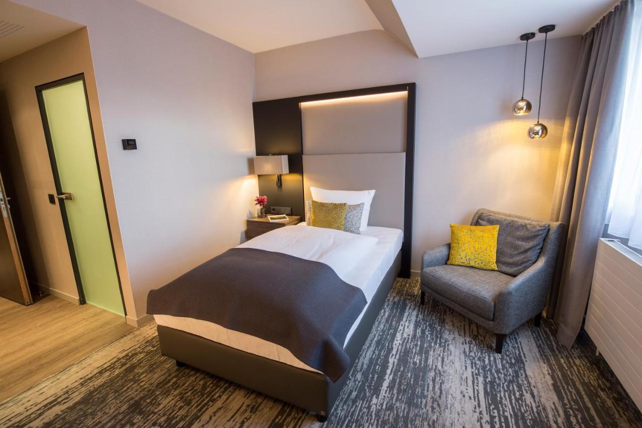 Kranz Parkhotel Siegburg Bagian luar foto